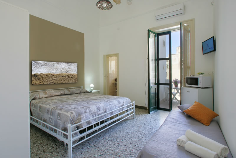 Two-roomed apartment Trapani